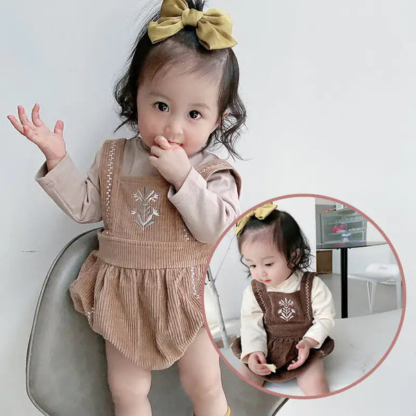 Cotton Cute Baby Girl Bodysuit with Bib Set