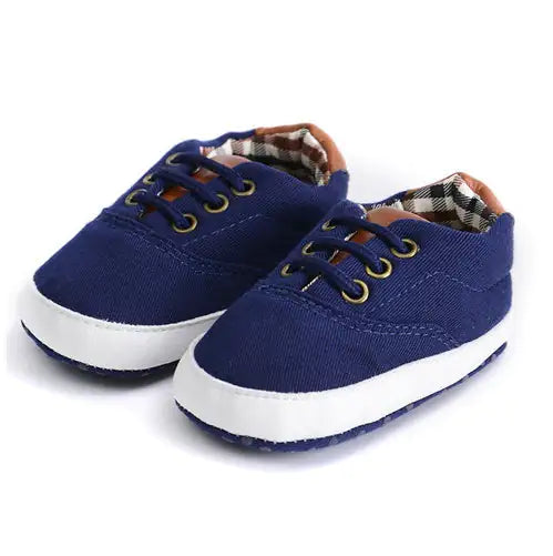 Solid canvas shoes for toddlers and baby boys