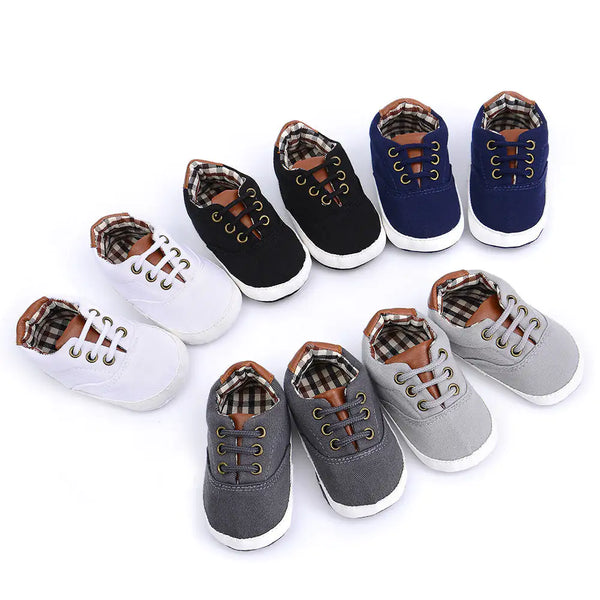 Solid canvas shoes for toddlers and baby boys